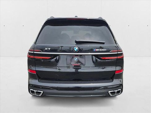 New 2026 BMW X7 M60i image 8