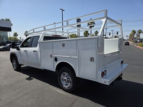 New 2025 GMC Sierra 2500 Pro w/ Convenience Package image 3