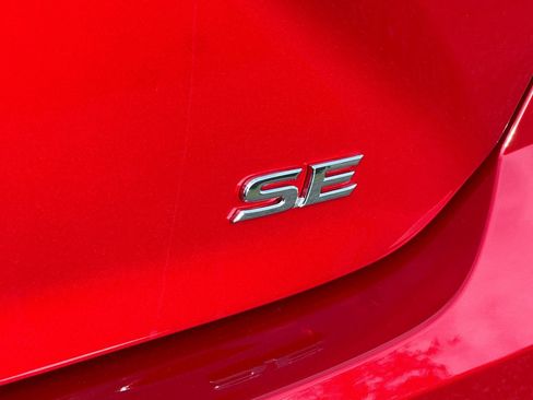 New 2026 Toyota Camry SE image 7