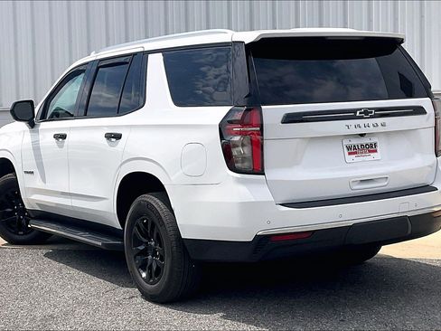 Used 2024 Chevrolet Tahoe LS AWD/4WD image 14