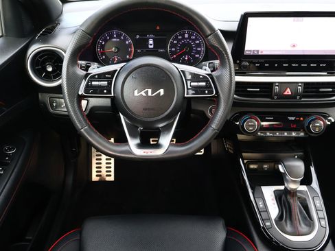 Used 2023 Kia Forte GT w/ GT2 Package image 9