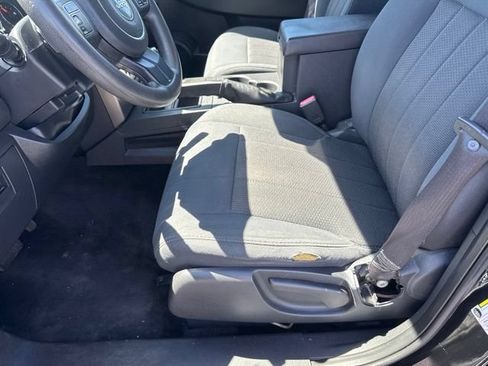 Used 2012 Jeep Liberty Sport w/ Driver Convenience Group AWD/4WD image 15