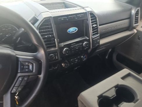 Used 2020 Ford F250 XLT image 8