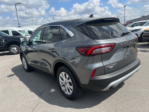 Used 2024 Ford Escape Active w/ Tech Pack #1 AWD/4WD image 7
