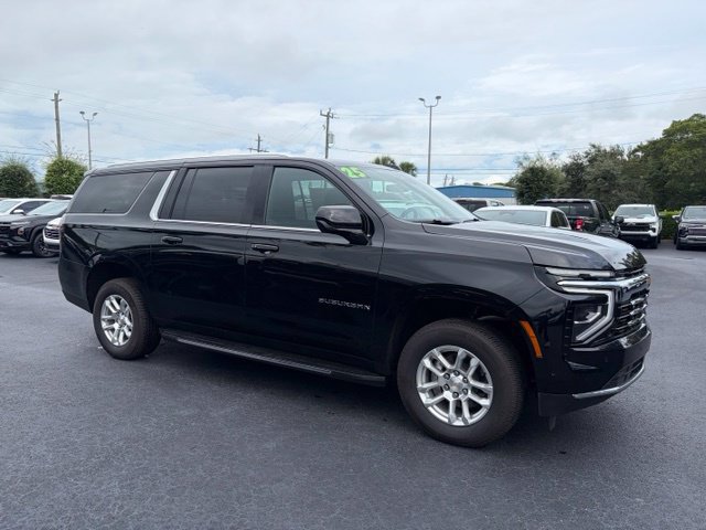 Certified 2025 Chevrolet Suburban LS w/ LPO, Dark Essentials Package RWD image 1