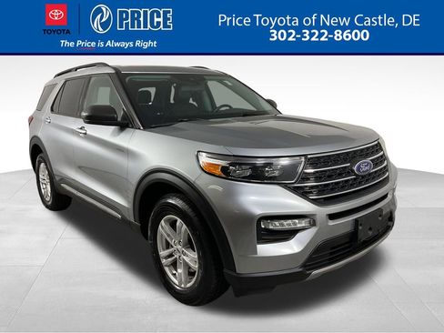 Used 2022 Ford Explorer XLT w/ Equipment Group 202A image 1