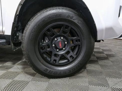 Used 2023 Toyota 4Runner TRD Off-Road Premium image 13