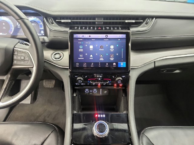 Used 2022 Jeep Grand Cherokee L Limited w/ Black Appearance Package RWD image 36