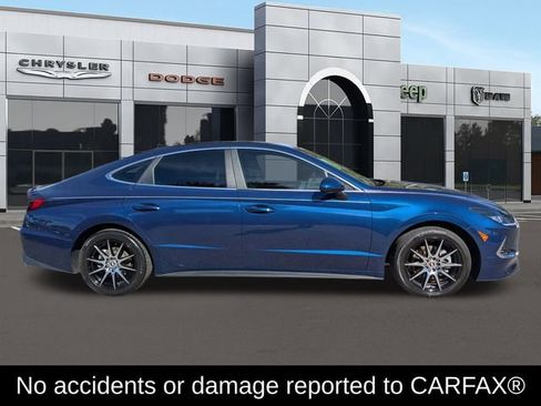 Used 2021 Hyundai Sonata SE image 2