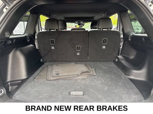 Used 2023 Jeep Grand Cherokee Altitude AWD/4WD image 32