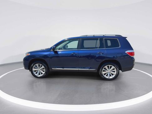 Used 2011 Toyota Highlander 4WD w/ Tech Pkg image 5