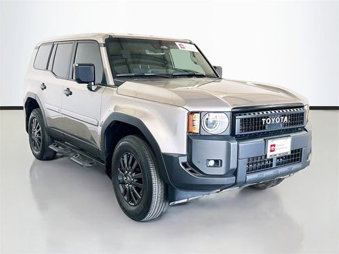 Used 2024 Toyota Land Cruiser image 3