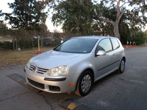 Used 2006 Volkswagen Rabbit image 3