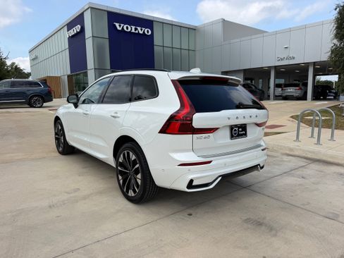Certified 2026 Volvo XC60 B5 Plus AWD/4WD image 4