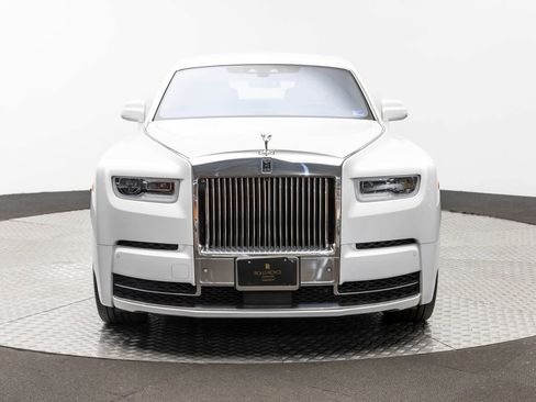 Used 2020 Rolls-Royce Phantom Extended Wheelbase RWD image 6