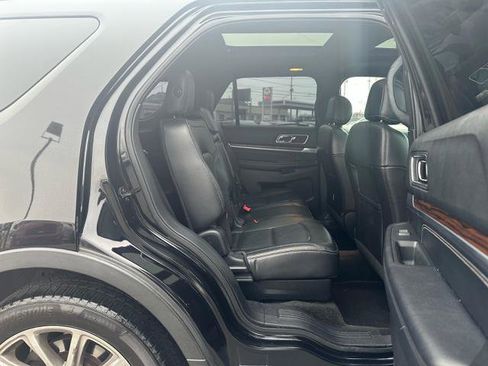 Used 2016 Ford Explorer Limited image 18
