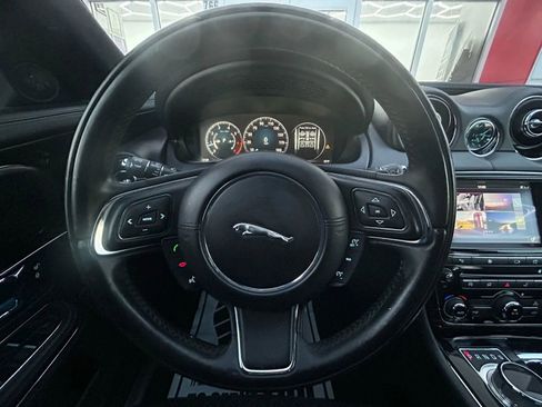 Used 2016 Jaguar XJ L Portfolio image 11
