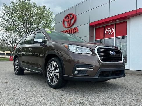 Used 2019 Subaru Ascent Touring w/ Popular Package #2A image 11
