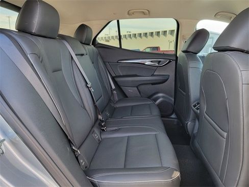 Used 2023 Buick Envision Essence image 23