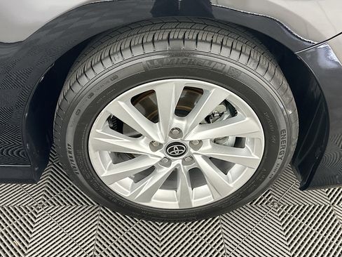 Used 2023 Toyota Camry LE image 11