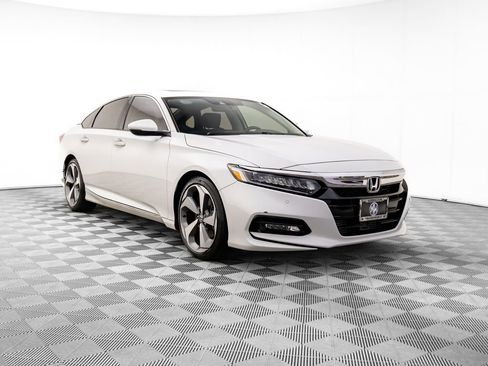 Certified 2020 Honda Accord Touring image 9