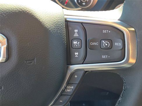 Certified 2025 RAM 1500 Laramie image 34