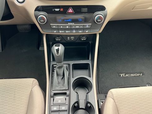 Used 2020 Hyundai Tucson SEL FWD image 15
