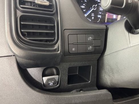 Used 2025 RAM ProMaster 2500 w/ Convenience Group FWD image 30