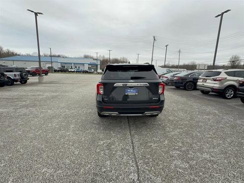 Certified 2023 Ford Explorer XLT w/ Equipment Group 202A image 7