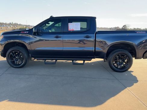Certified 2024 Chevrolet Silverado 1500 LT Trail Boss w/ Convenience Package II image 5