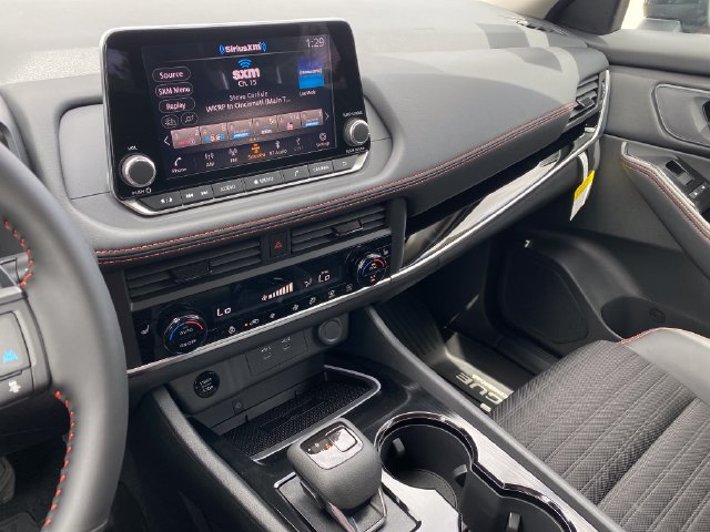 New 2026 Nissan Rogue SV w/ Rock Creek Premium Package AWD/4WD image 17