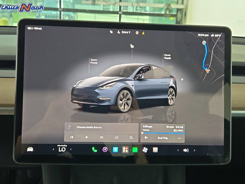 Used 2024 Tesla Model Y 2WD image 17