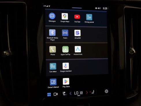 Used 2022 Volvo XC60 B5 Inscription w/ Climate Package image 33