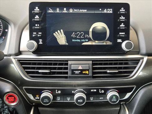 Used 2019 Honda Accord Sport image 11