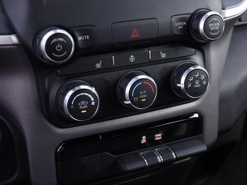 Used 2023 RAM 1500 Big Horn AWD/4WD image 19