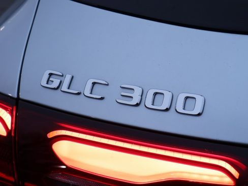 New 2026 Mercedes-Benz GLC 300 4MATIC image 8