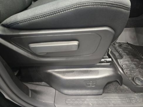 New 2026 RAM 1500 Big Horn AWD/4WD image 32