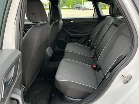 Certified 2025 Volkswagen Jetta Sport image 27