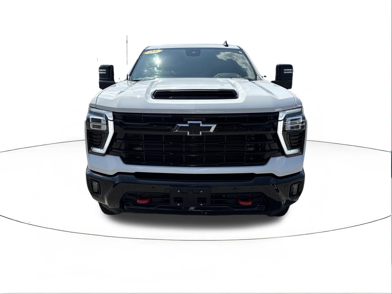 Used 2025 Chevrolet Silverado 2500 LT w/ Trail Boss Package AWD/4WD image 8