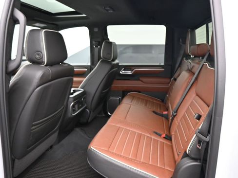 New 2026 GMC Sierra 3500 Denali Ultimate image 24