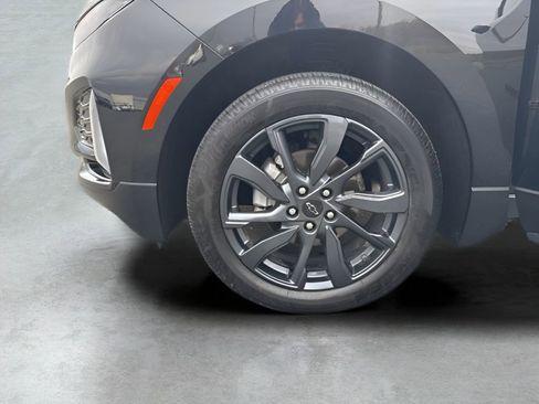 Used 2023 Chevrolet Equinox RS image 37