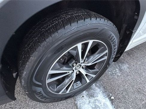 Used 2016 Toyota Highlander XLE image 9