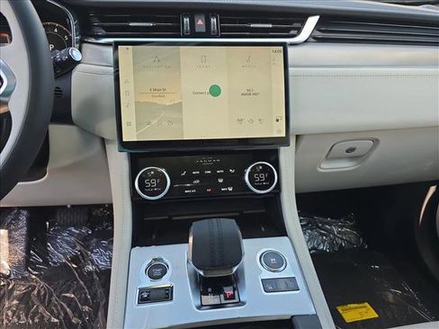 New 2026 Jaguar F-PACE R-Dynamic S image 18