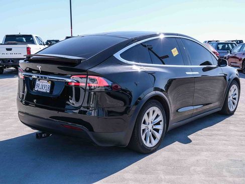 Used 2018 Tesla Model X P100D AWD/4WD image 4