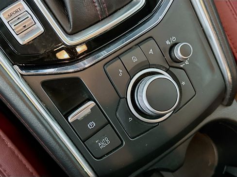 Used 2022 MAZDA CX-5 Carbon Edition image 25