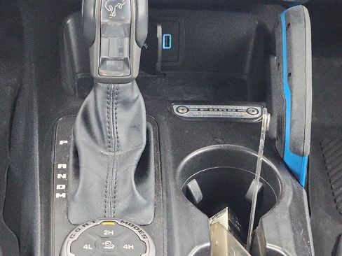 Used 2022 Ford Bronco Black Diamond image 19