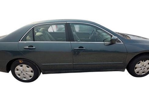 Used 2004 Honda Accord LX image 7