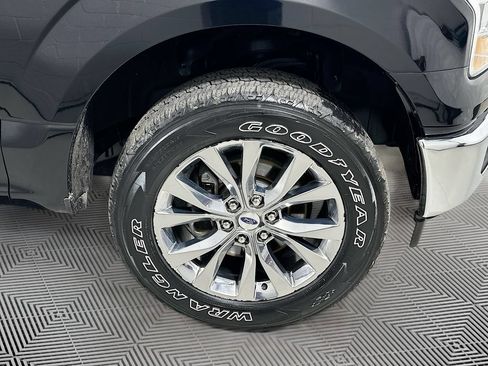 Used 2017 Ford F150 XLT w/ Equipment Group 302A Luxury AWD/4WD image 15