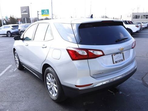 Used 2021 Chevrolet Equinox LT FWD image 10