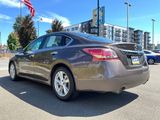 Used 2013 Nissan Altima 2.5 SL w/ Technology Pkg image 6